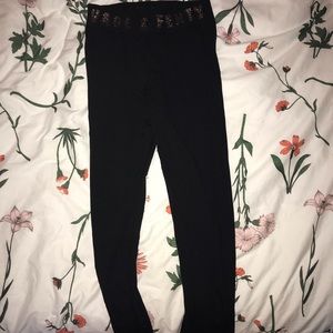 SAVAGE X FENTY leggings size small